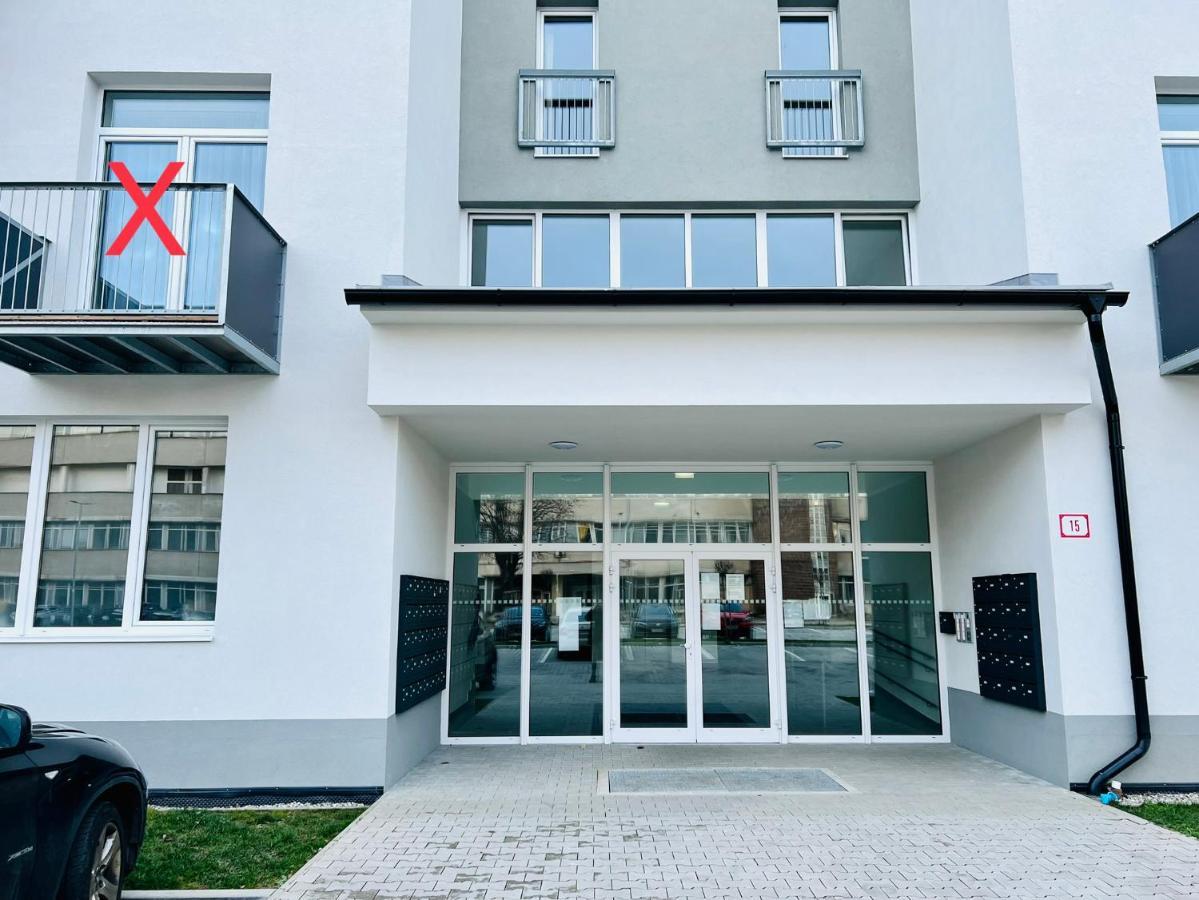 Apartman Liptov Np9 ลิฟตอฟสกีมิคูลาช ภายนอก รูปภาพ