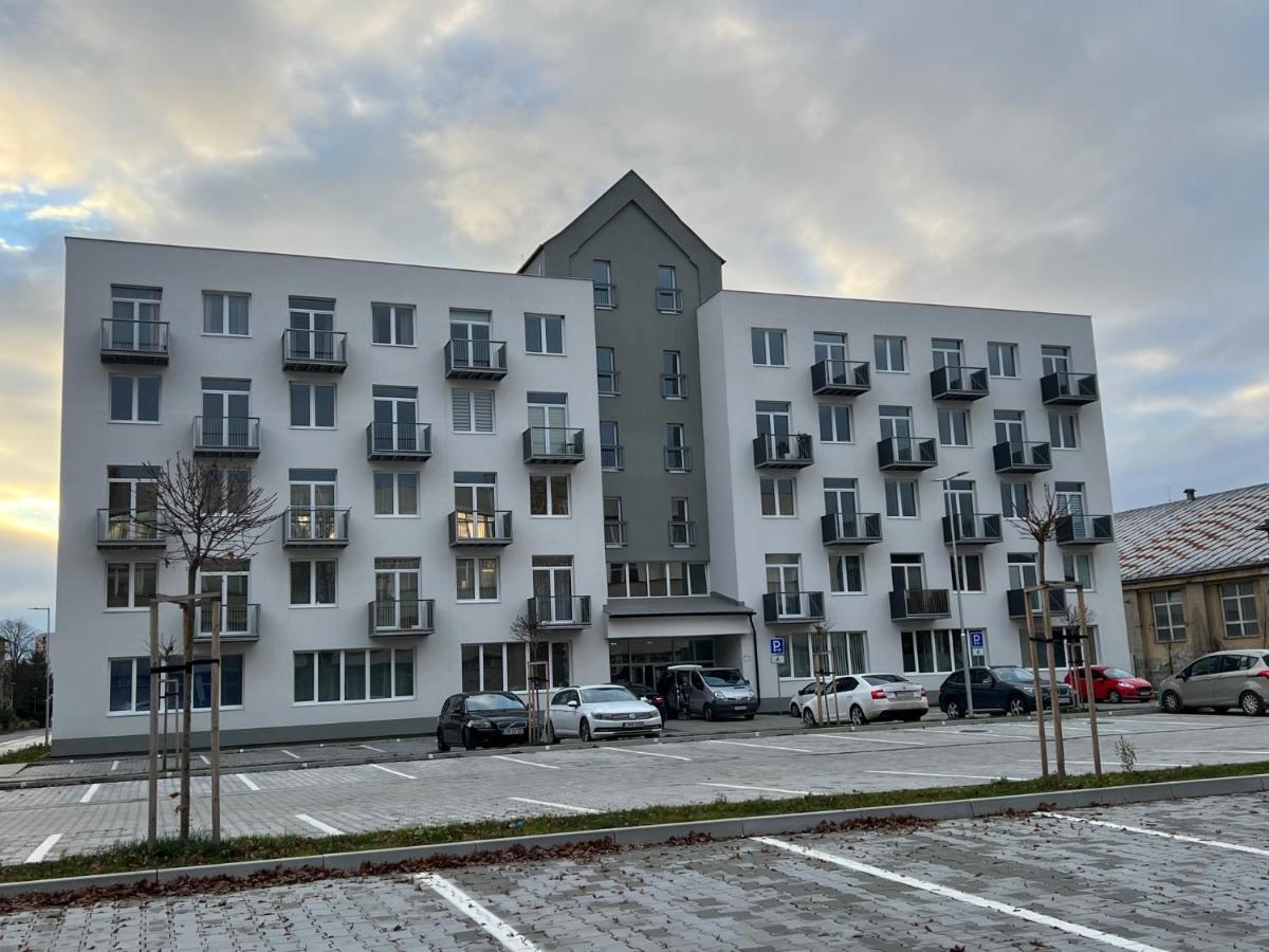 Apartman Liptov Np9 ลิฟตอฟสกีมิคูลาช ภายนอก รูปภาพ